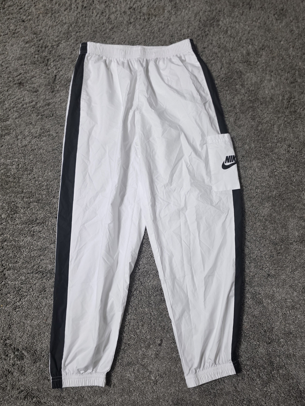 Nike White & Black Windbreaker Track Pants - Picture 2 of 4